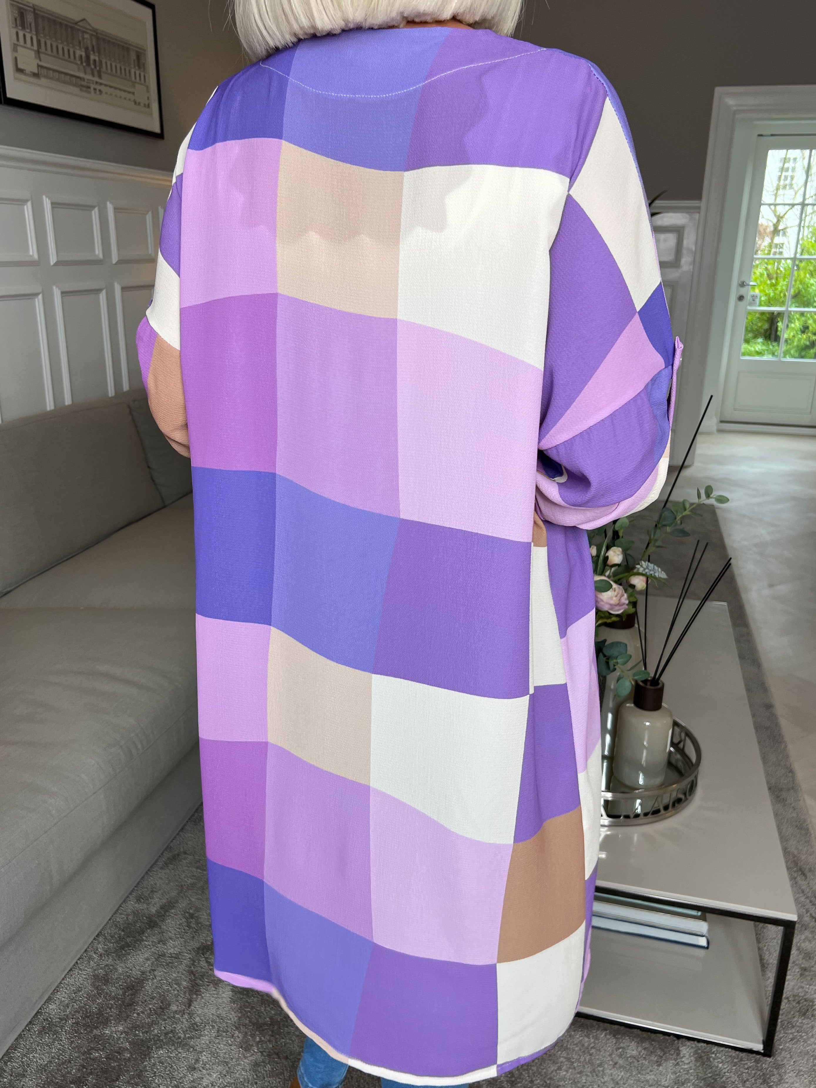 Vanesa Kimono - Sød kimono i viskose med tern